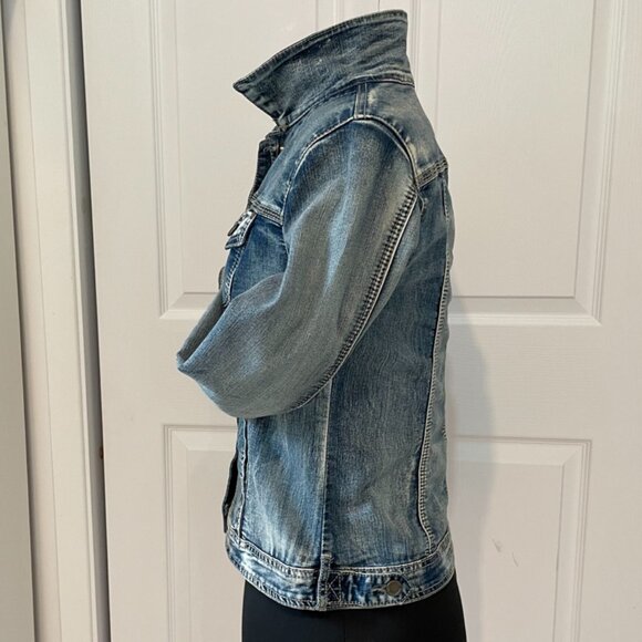 Rose Denim. Classic lady denim jacket , faded blue jean. Stretch denim. Size M. - Picture 6 of 13